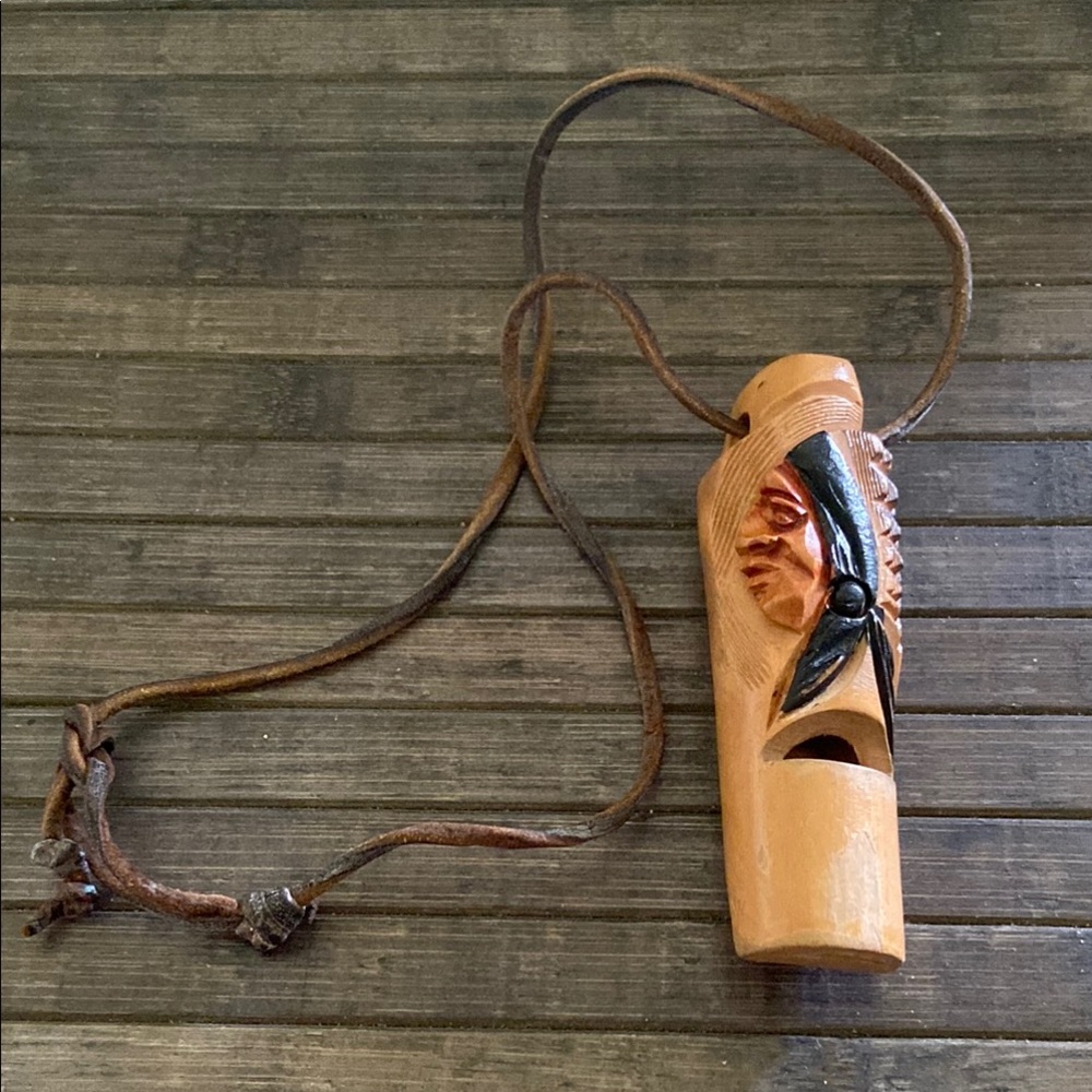 Vintage Handcrafted Wooden Whistle Pendant Necklace With Indian Head Design EC